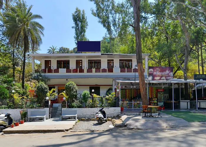Oyo 12403 Rudra Villa Mount Abu